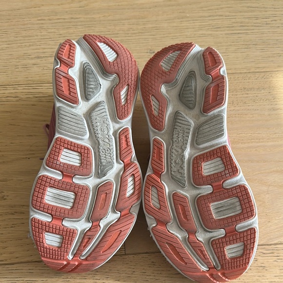 Hoka Pinkish-Mauve/Orange Sneakers Modern Athletic Design - Picture 7 of 7